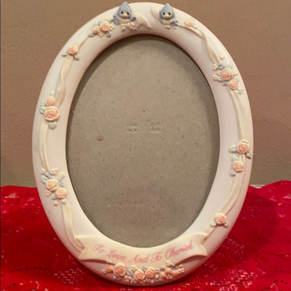 Oval Shape Ceramic Photo-Frame